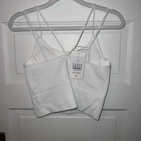 Halara Cropped Yoga Tank - Picture 4 of 4